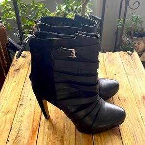 Sam Edelman 4" heel black strappy booties. Good used condition